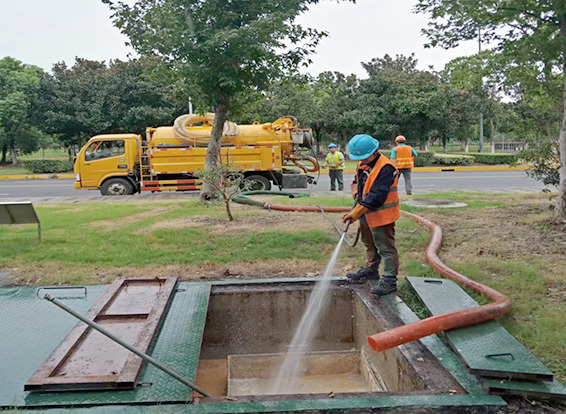 澄江化油池清理
